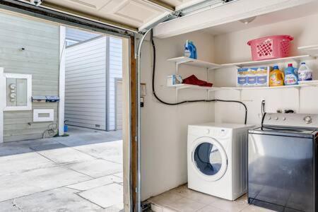 Awesome 3Br 2Bth 1 Block To Beach C2 Newport Beach Zewnętrze zdjęcie